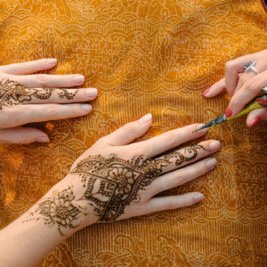 HANDSETS (MEHENDI)