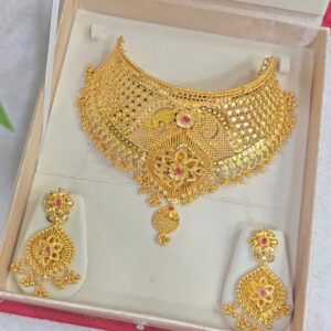 CHOCKER SETS
