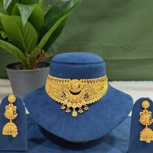 CHOCKER SETS